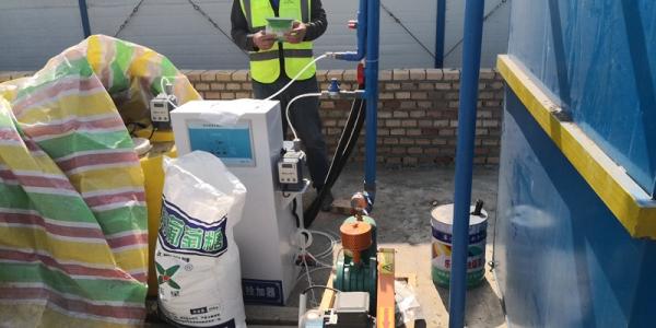 乌兰察布黄龙溪项目部一体化污水处理设备现场调试